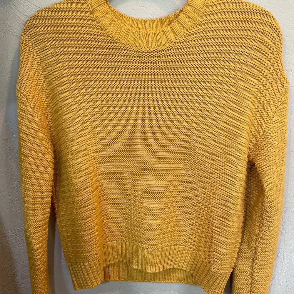 Chunky knit mustard sweater
